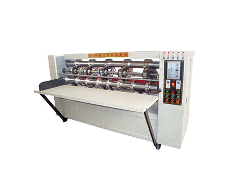 Thin blade slitting scorer machine